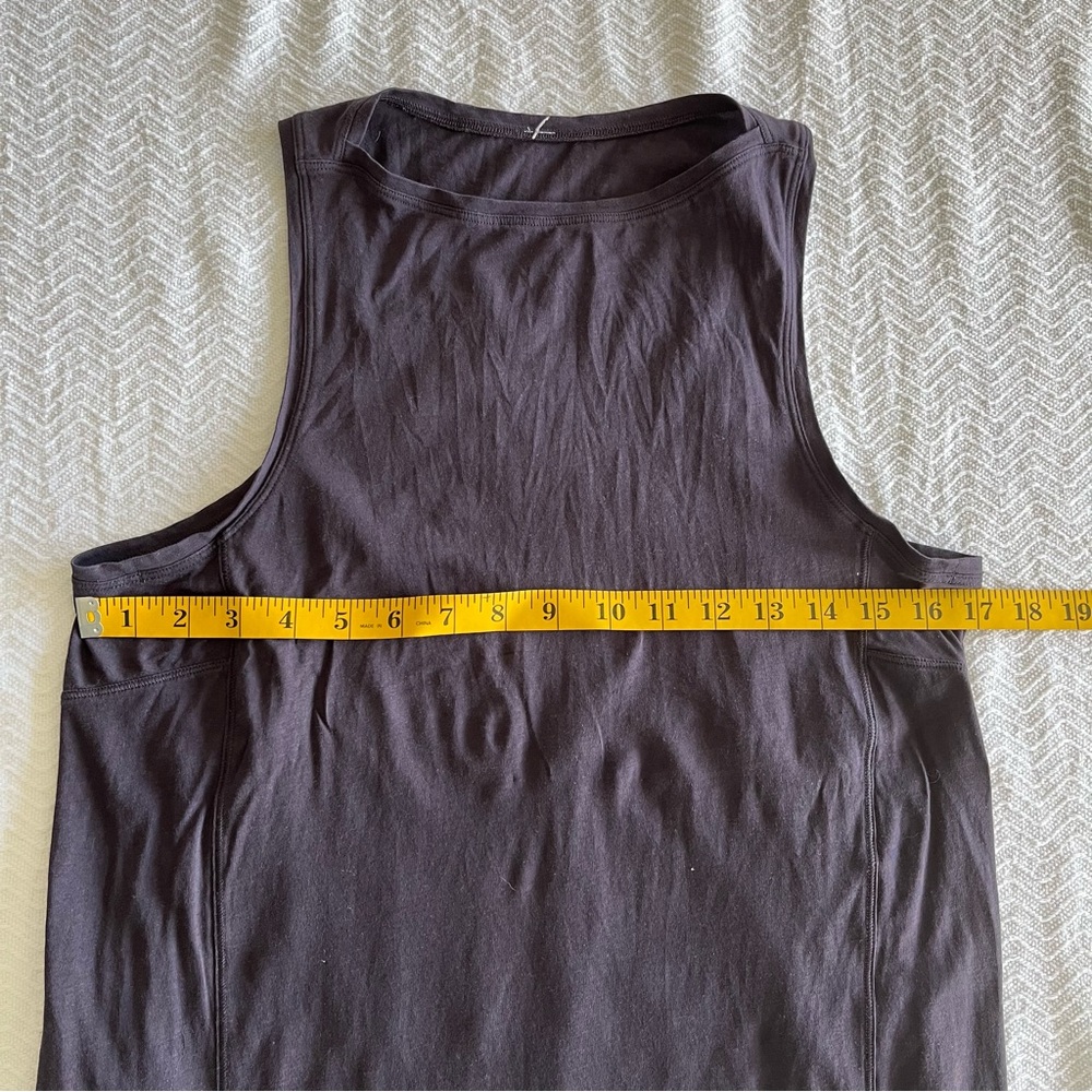 Lululemon Tank Top - Picture 6 of 8